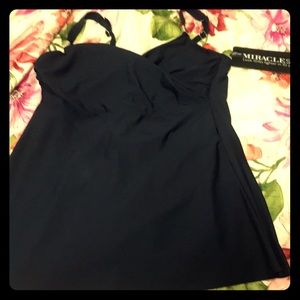 Miracle suit /swimming top